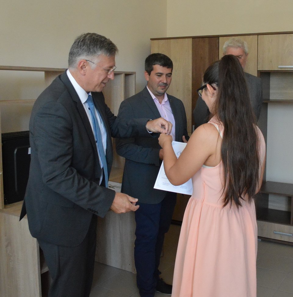 Fecskelakások átadása 17